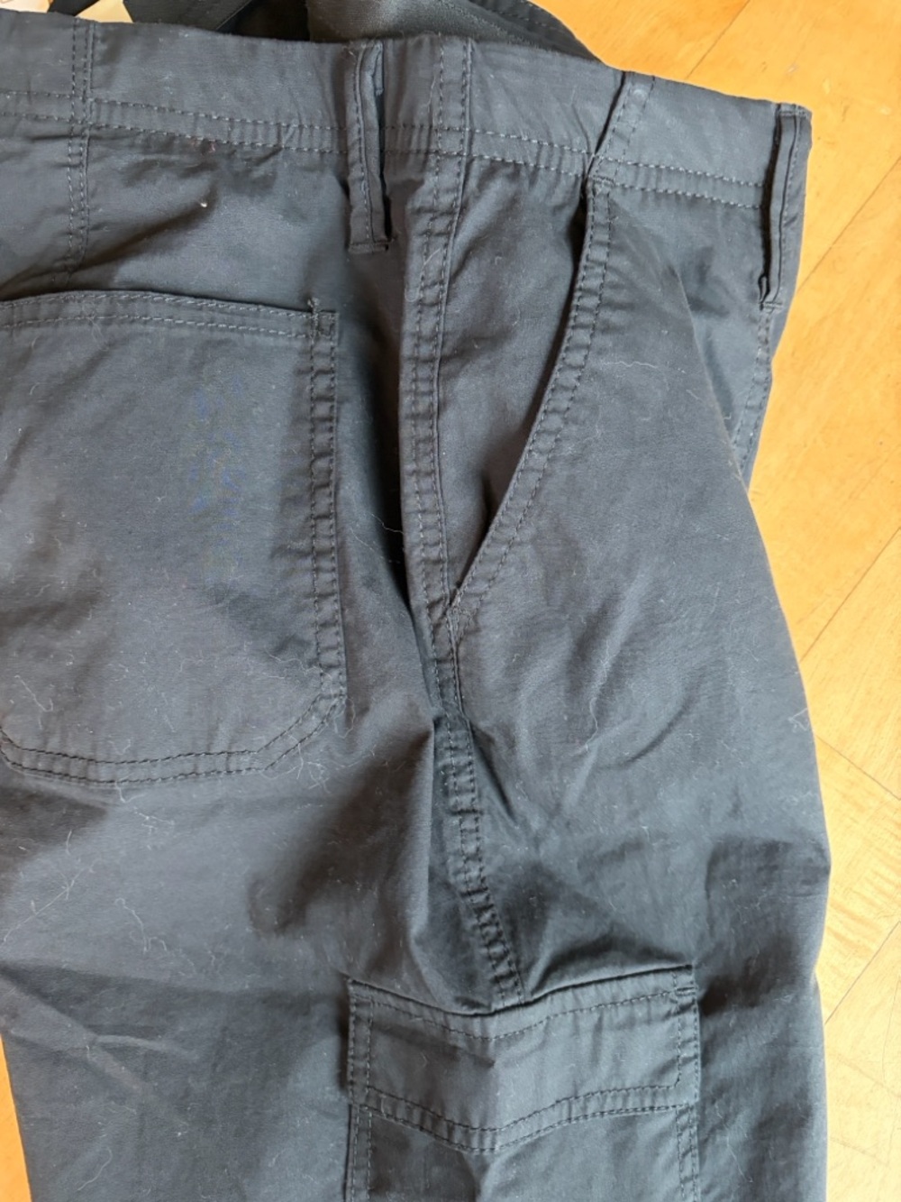 Chico shorts, cargo utility black stretch, NWT classic rise pockets Women’s SZ6 - Picture 7 of 13